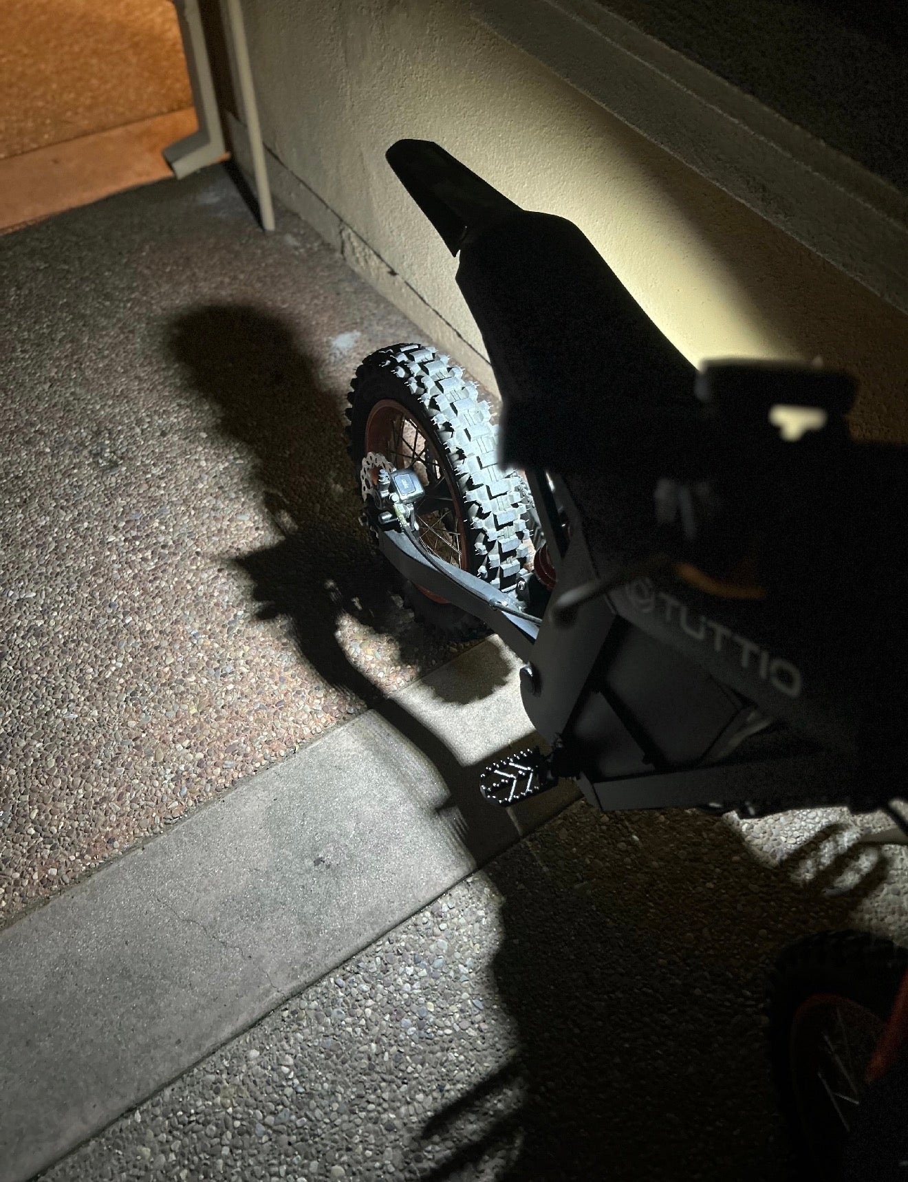 Battery Powered Rocklight V3